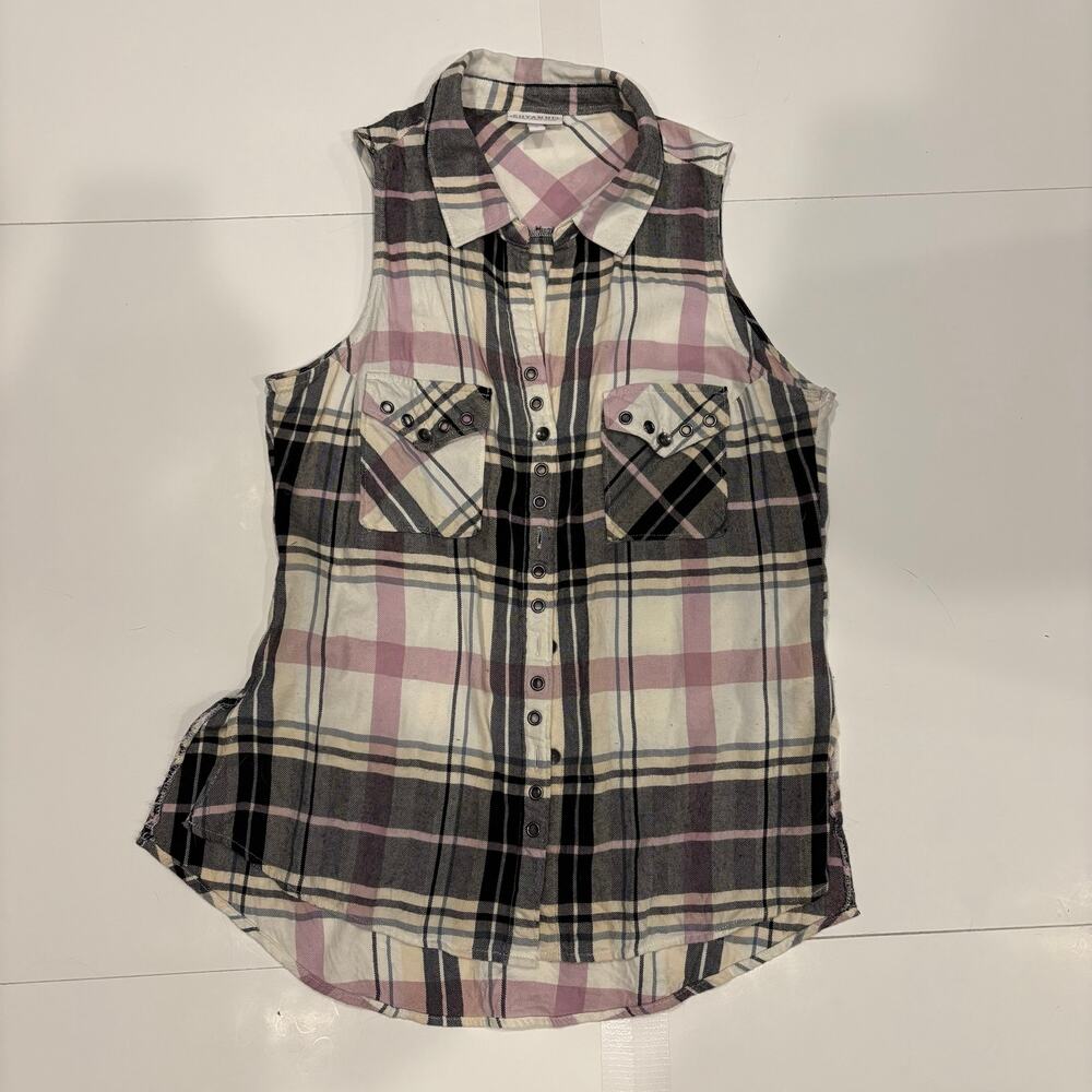 Shyanne Plaid Vest - Picture 1 of 3